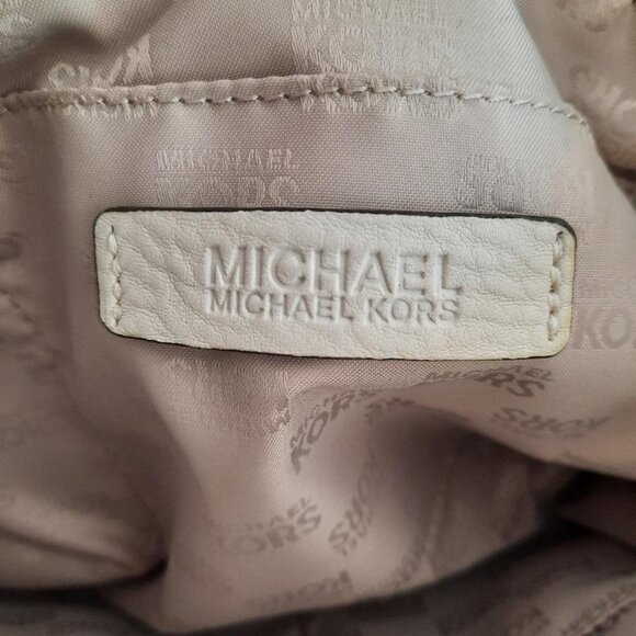 Michael Kors Chained Leather Tote - Picture 7 of 8